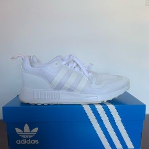 White Adidas Tennis Shoes Womens 8